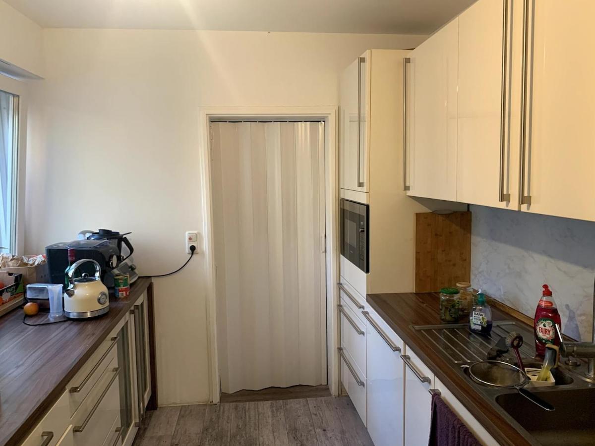 M Zone, Quiet Large Living Room, Terrace Homestay